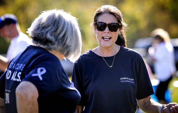 als-walk25-