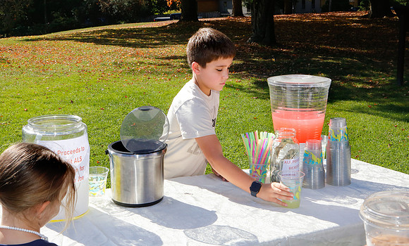 als-walk25-