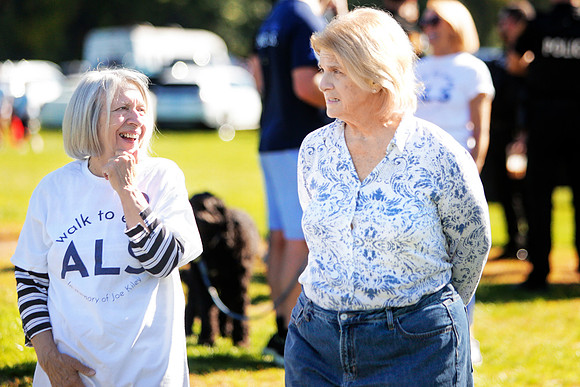 als-walk25-