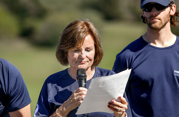 als-walk25-