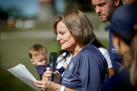 als-walk25-