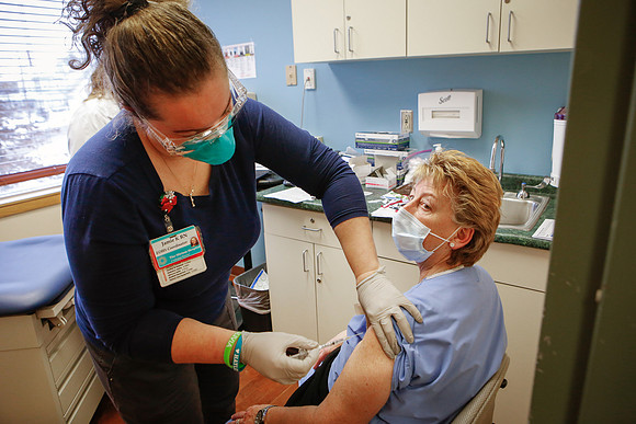 covid-vaccine-clinic-13