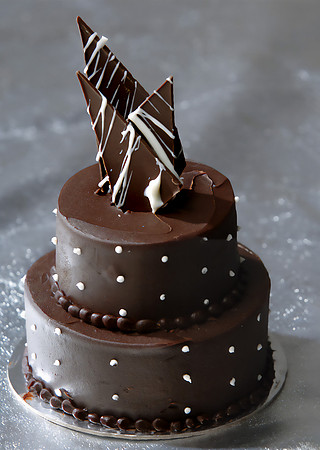 Mini wedding cake from Scrumptions in East Greenwich, RI.