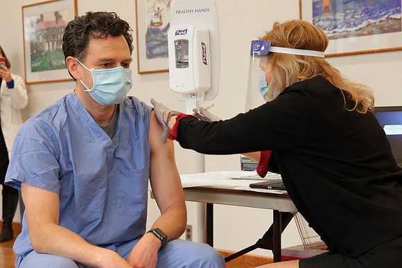 vaccine-clinic-01