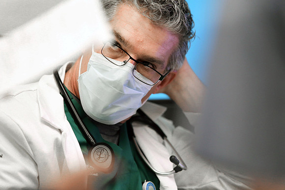 Stephen Traub, MD, Emergency Medicine, Rhode Island Hospital.