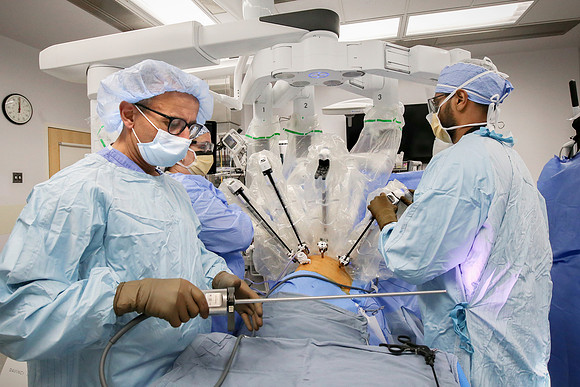 abbas-davinci-surgery-36